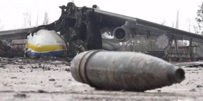 TV russa divulga imagens do maior avião do mundo, destruído na guerra da Ucrânia