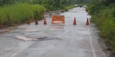 RO-383, entre Rolim e Cacoal, é interditada devido a enchente do rio São Pedro; veja o...