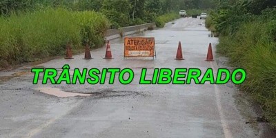 Após 24 horas interditada, trânsito de veículos na RO-383, entre Rolim e Cacoal, é...
