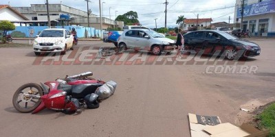 Acidente envolvendo três veículos foi registrado nesta quarta-feira em Rolim de Moura;...