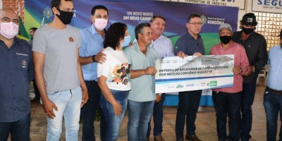 Quatorze secadores de café são entregues pelo Governo de Rondônia para Associações...