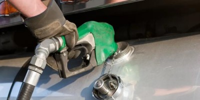 Petrobras anuncia reajuste de 18% na gasolina, 24% para o diesel e 16 no gás de cozinha,...