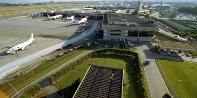 Companhias aéreas anunciam reajustes nos preços de passagens devido a alta dos...