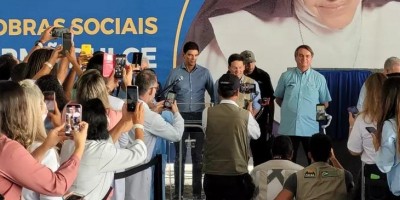 Queiroga deve anunciar fim da pandemia até 31 de março, diz Bolsonaro: 'E vocês vão...