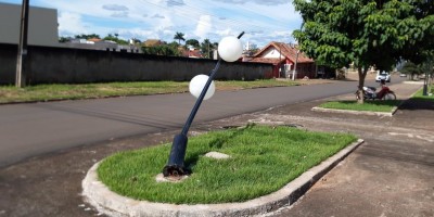 Rolim de Moura: Poste ornamental danificado em acidente será recuperado pela secretaria...