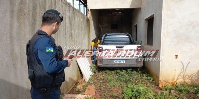 Carro furtado da CAERD de Santa Luzia é localizado em construção no bairro Cidade Alta...
