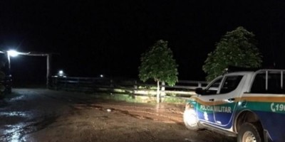 Homem é flagrado saindo de mata e cometendo atos obscenos na zona rural de Jaru