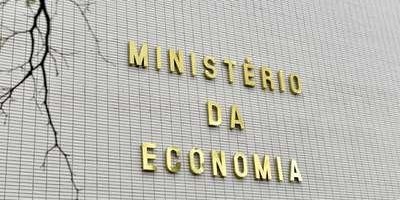 Em meio à disparada da inflação, governo anuncia corte de imposto para importação de...