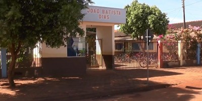 Rolim de Moura: Pais de aluna dizem que filha foi proibida de usar o banheiro de escola e...