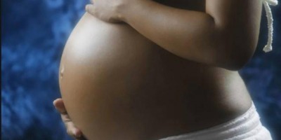 Mulher grávida vai beber após separação e é surrada pelo ex-marido