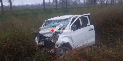 Atualizada: Motorista morre após colisão com carreta na BR-364; Caminhoneiro registra...