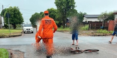 Ciclista morre ao ser atropelado por caminhão em Espigão d'Oeste