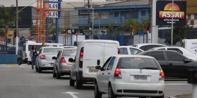 Estados aceitam cortar ICMS até fim do ano, mas querem compensação integral da União
