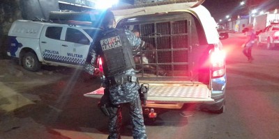 Polícia flagra adolescente estuprando criança em campo de futebol em distrito de Porto...