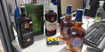Mulher tenta furtar mais de R$ 1 mil em garrafas de whisky em Porto Velho
