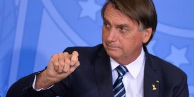 Bolsonaro edita decreto que obriga postos a exibirem preço dos combustíveis antes e...