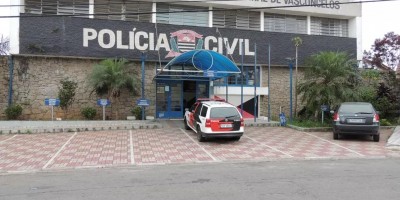 Menino encontra arma do pai na cozinha de casa, atira na cabeça e morre em São Paulo