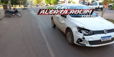 Acidente entre moto e carro é registrado no centro de Rolim de Moura