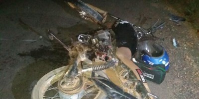 Motociclista sofreu fratura de perna após colisão em caminhonete na RO-010 em Nova...