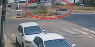 Câmera de segurança registra grave acidente em Ji-Paraná