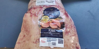 Rapaz é flagrado furtando picanha em supermercado de Porto Velho