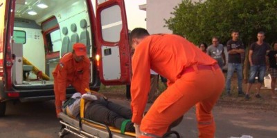 Motociclista tem dedos lacerados em acidente de trânsito em Cacoal; Veja o vídeo