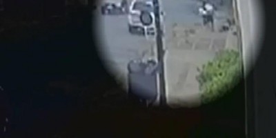 Para fugir de estupro, mulher finge infarto no meio da rua; veja o vídeo