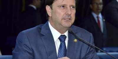 TSE confirma candidatura de Acir Gurgacz