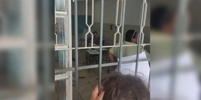 Eleitor é preso após quebrar urna a pauladas; veja o vídeo