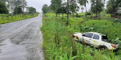 Jaru: Motorista supostamente alcoolizado perde o controle e capota veículo ao tentar...