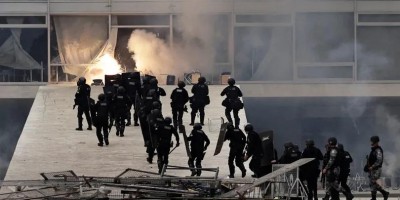 150 terroristas já foram presos, segundo polícia que já retomou prédios públicos;...
