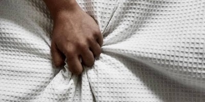 Mulher é agredida pelo marido que exigia sexo de madrugada