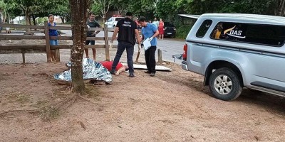Mulher é morta a tiros na frente de bar em Ji-Paraná