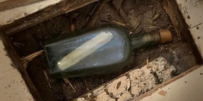 A mensagem numa garrafa encontrada após 135 anos