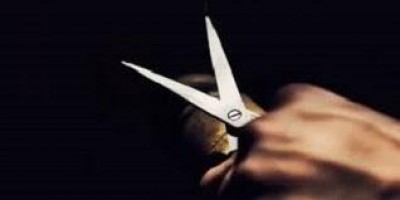 Marido usa tesoura para agredir a esposa durante briga