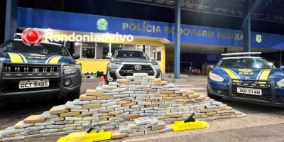Policiais civis de RO são presos com 200kg de drogas no MT