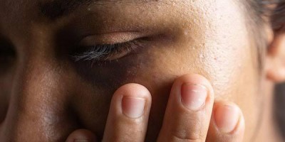 Homem é preso por agredir mulher que descobriu traição