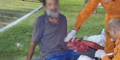Morador de rua é esfaqueado na Praça da Matriz em Cacoal