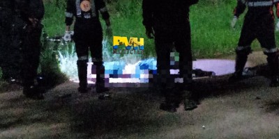 Apenado morre após roubar moto e, na fuga, bater em poste