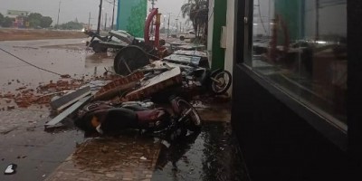 Temporal causa estragos e prejuízos nesta tarde em Vilhena; vídeos