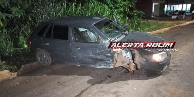 Colisão entre carros deixa três feridos em Rolim de Moura