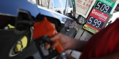 Gasolina ficará mais cara a partir de 1º de fevereiro em todo o país