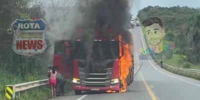 Carreta pega fogo na BR-364, próximo a Vilhena