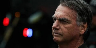 Bolsonaro é preso preventivamente pela Polícia Federal