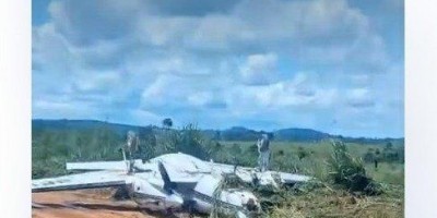 Avião aeromédico sofre acidente durante pouso em distrito