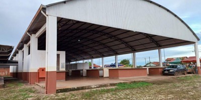 Feira do Produtor na Cohab II permanece abandonada e sem uso efetivo após quase uma...