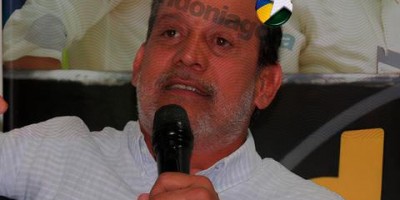 Acidente de moto mata o ex-deputado federal Oscar Andrade