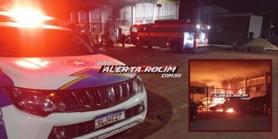 Incêndio foi registrado em oficina mecânica durante a noite de segunda-feira, em Rolim...