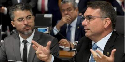 Marcos Rogério e Flávio Bolsonaro apoiam PEC que moderniza relações de trabalho e...