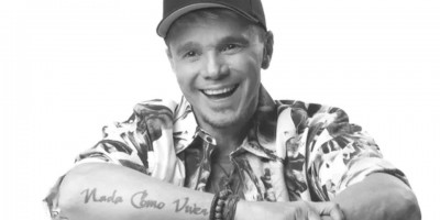 Morre cantor Netinho, grande nome de axé, aos 60 anos